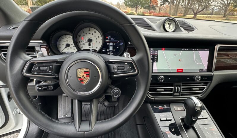 								2024 Porsche Macan S 375-hp full									