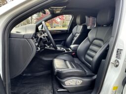 										2024 Porsche Macan S 375-hp full									