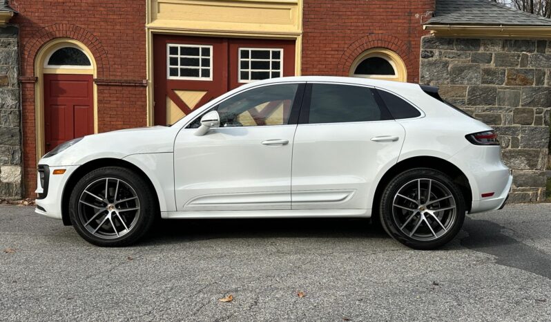 								2024 Porsche Macan S 375-hp full									