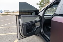 										2024 Tesla Cybertruck 600-hp full									