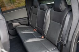 										2024 Tesla Cybertruck 600-hp full									