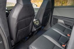 										2024 Tesla Cybertruck 600-hp full									