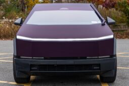 										2024 Tesla Cybertruck 600-hp full									