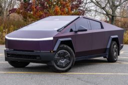 										2024 Tesla Cybertruck 600-hp full									