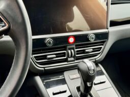 2022 Porsche Macan AWD