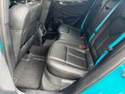 2022 Porsche Macan AWD full