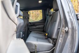 										2024 Toyota Tacoma SR5 Double Cab full									