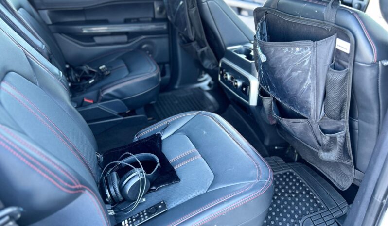 								2023 Ford Expedition Limited 4×4 full									