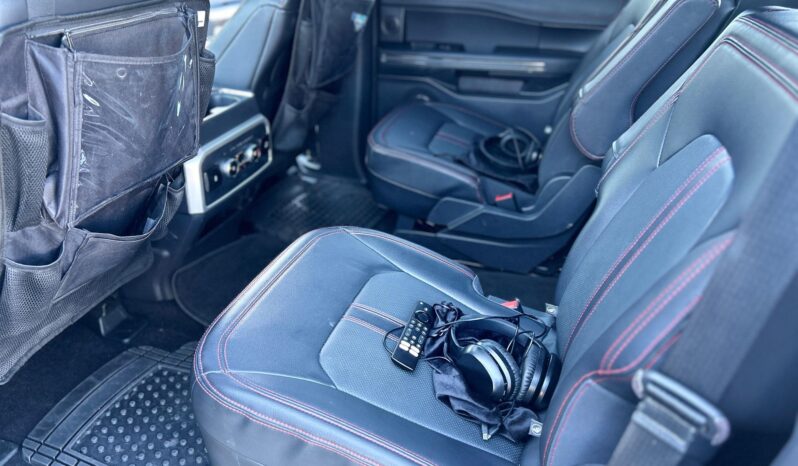 								2023 Ford Expedition Limited 4×4 full									