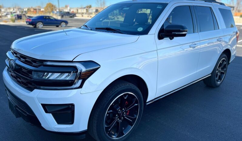 								2023 Ford Expedition Limited 4×4 full									
