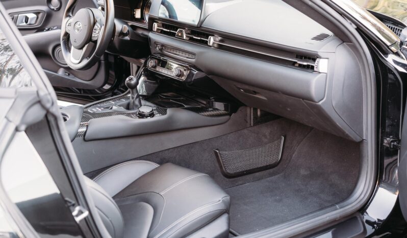 								2023 Toyota Supra 3.0 Premium Manual full									