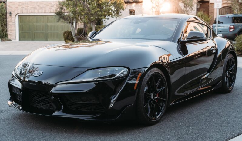 								2023 Toyota Supra 3.0 Premium Manual full									