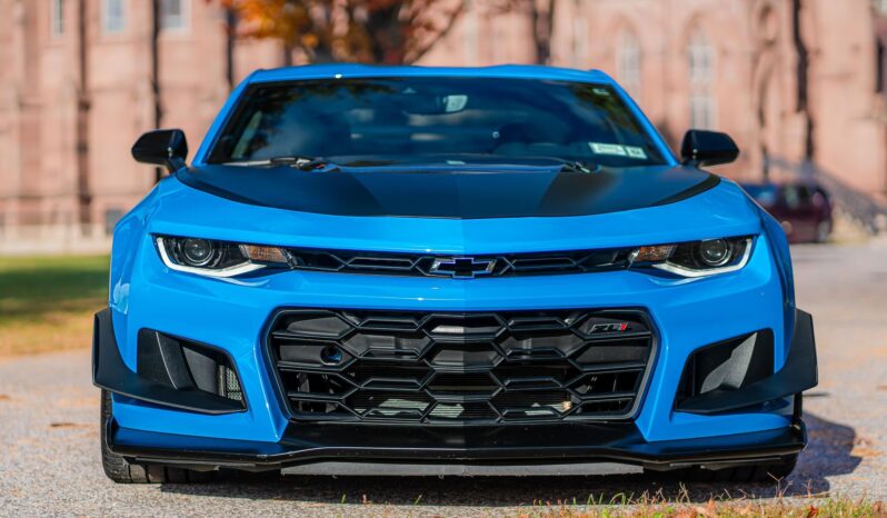 								2022 Chevrolet Camaro ZL1 Coupe full									