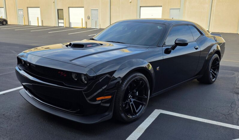 								2022 Dodge Challenger RT Scat Pack Shaker 392 Widebody full									