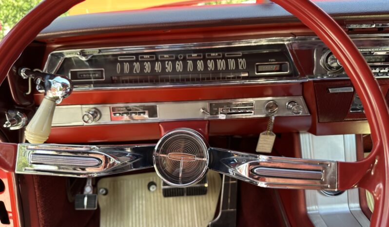 								1962 Oldsmobile Starfire Convertible full									