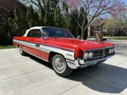 										1962 Oldsmobile Starfire Convertible full									