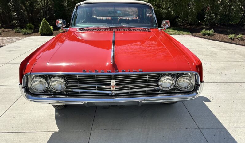 								1962 Oldsmobile Starfire Convertible full									