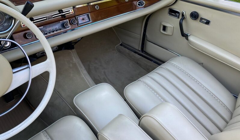 								1968 Mercedes-Benz 280SE Cabriolet full									