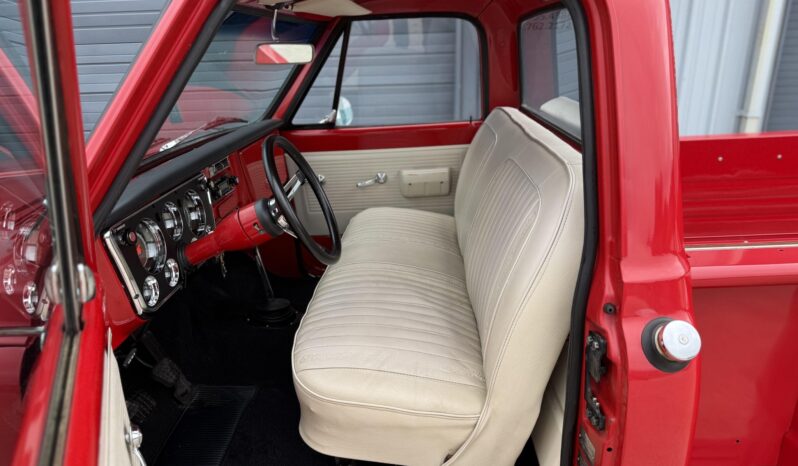 								1969 Chevrolet C10 Stepside Pickup 5-Speed full									