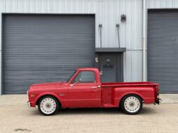 										1969 Chevrolet C10 Stepside Pickup 5-Speed full									