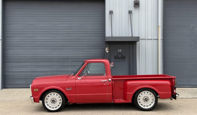 								1969 Chevrolet C10 Stepside Pickup 5-Speed full									