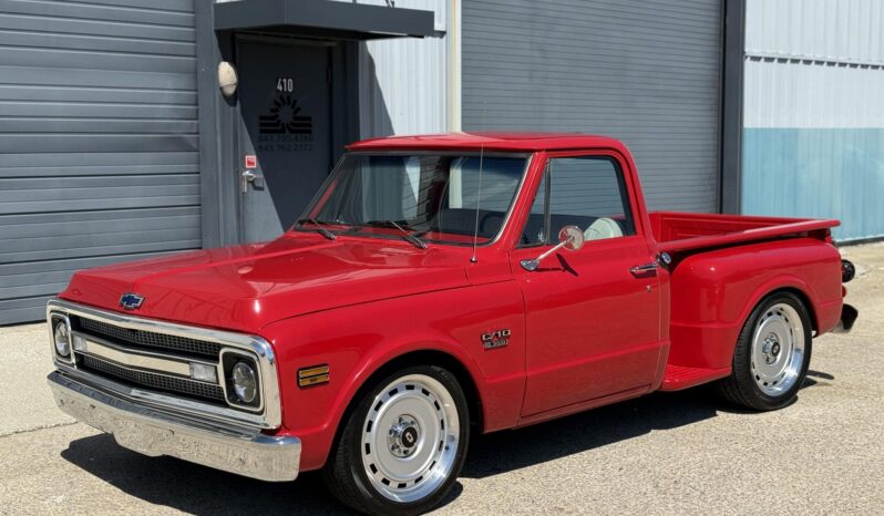 								1969 Chevrolet C10 Stepside Pickup 5-Speed full									