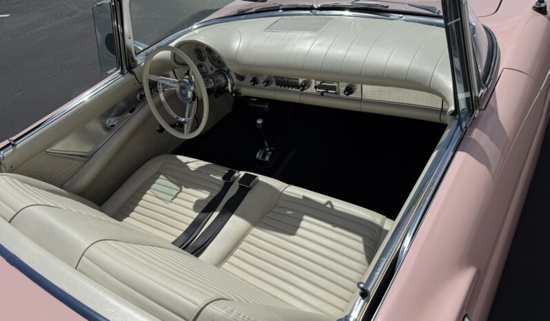 								1957 Ford Thunderbird full									