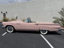 										1957 Ford Thunderbird full									