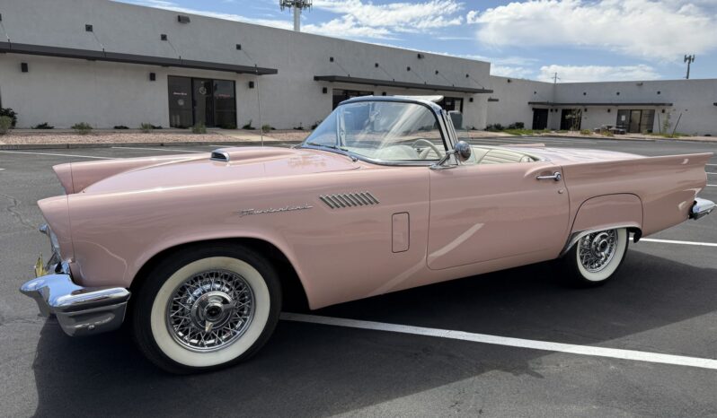 								1957 Ford Thunderbird full									