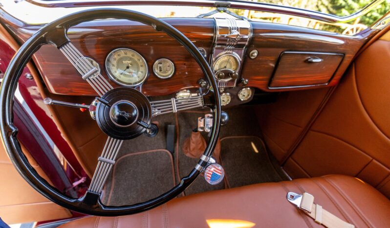 								1936 Ford Model 68 Deluxe 5-Window Coupe full									