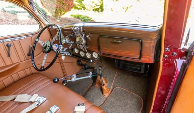 								1936 Ford Model 68 Deluxe 5-Window Coupe full									