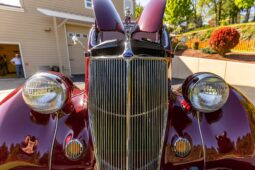 										1936 Ford Model 68 Deluxe 5-Window Coupe full									