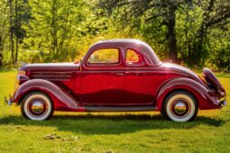 1936 Ford Model 68 Deluxe 5-Window Coupe