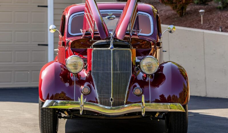 								1936 Ford Model 68 Deluxe 5-Window Coupe full									