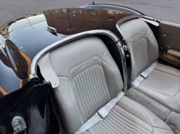 										1959 Chevrolet Corvette 5-Speed full									