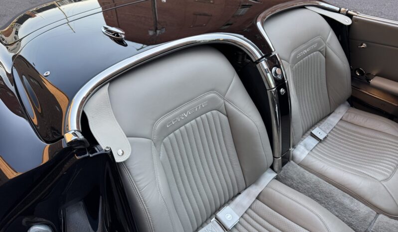 								1959 Chevrolet Corvette 5-Speed full									