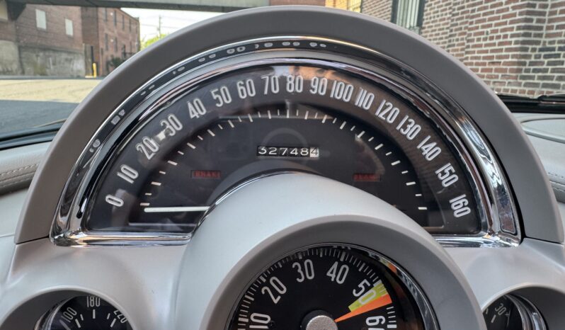 								1959 Chevrolet Corvette 5-Speed full									