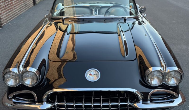 								1959 Chevrolet Corvette 5-Speed full									