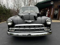 										1952 Chevrolet Styleline 2-Door Sedan full									