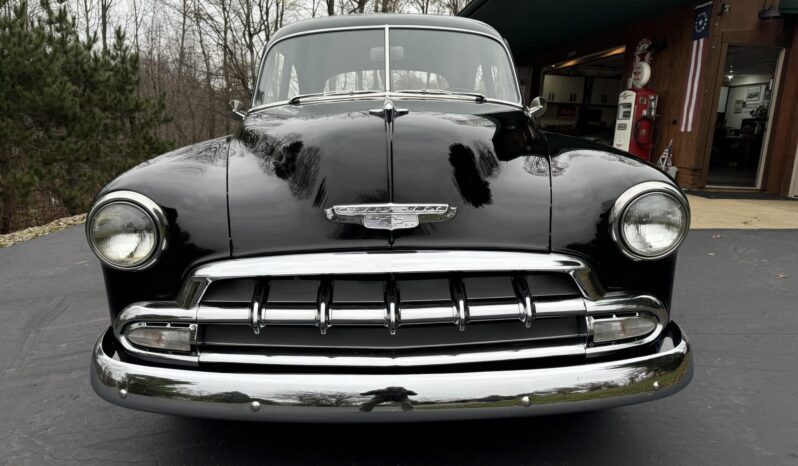 								1952 Chevrolet Styleline 2-Door Sedan full									