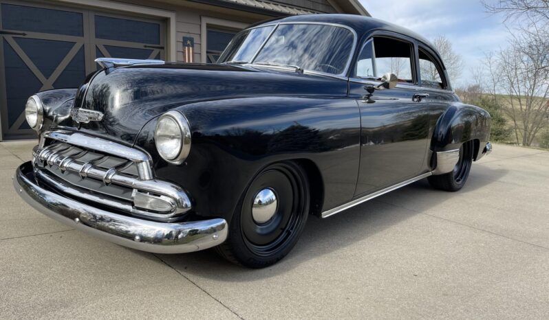 								1952 Chevrolet Styleline 2-Door Sedan full									
