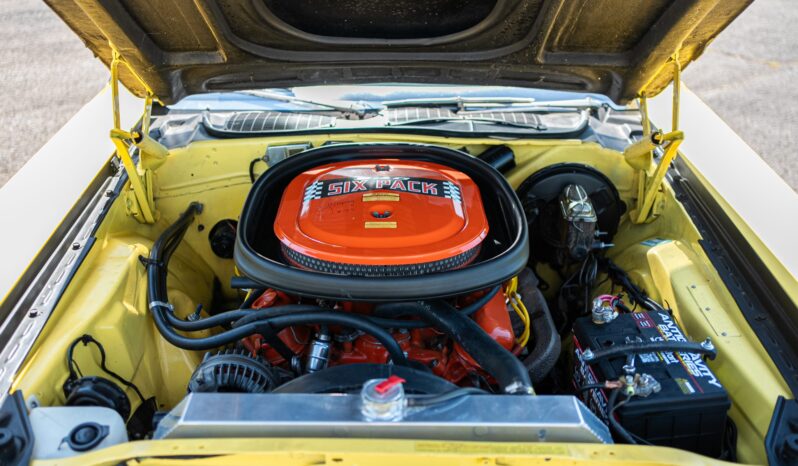 								1970 Dodge Challenger TA 340 Six Pack full									