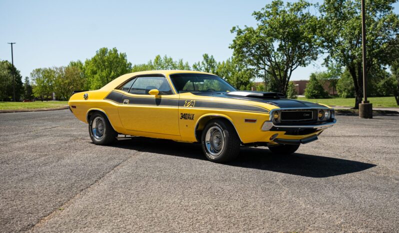 								1970 Dodge Challenger TA 340 Six Pack full									