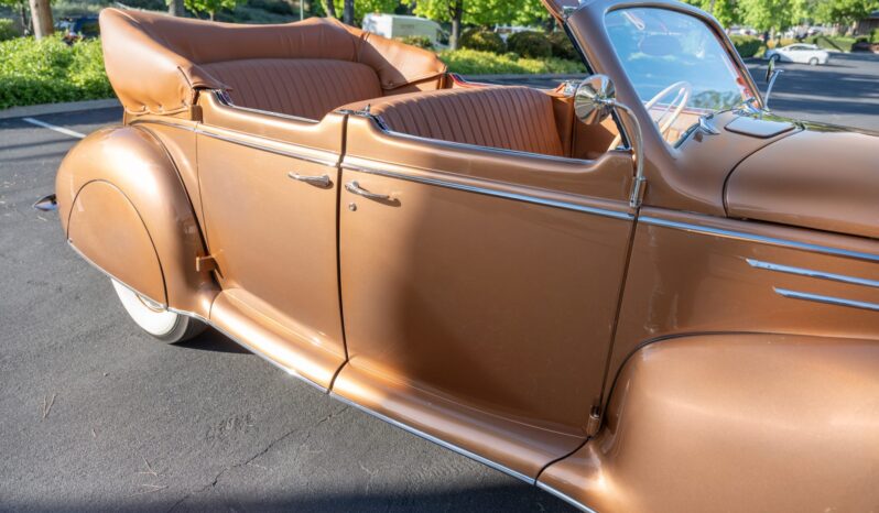 								1939 Lincoln-Zephyr Convertible Sedan full									