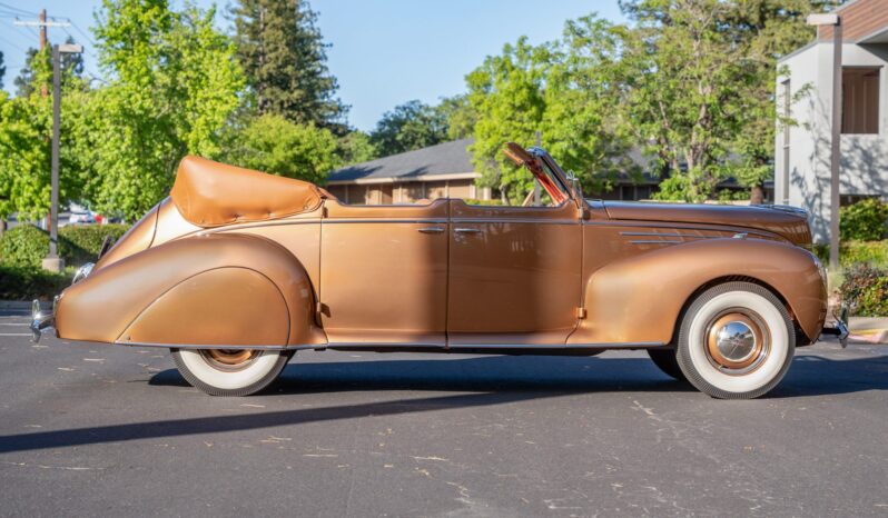 								1939 Lincoln-Zephyr Convertible Sedan full									