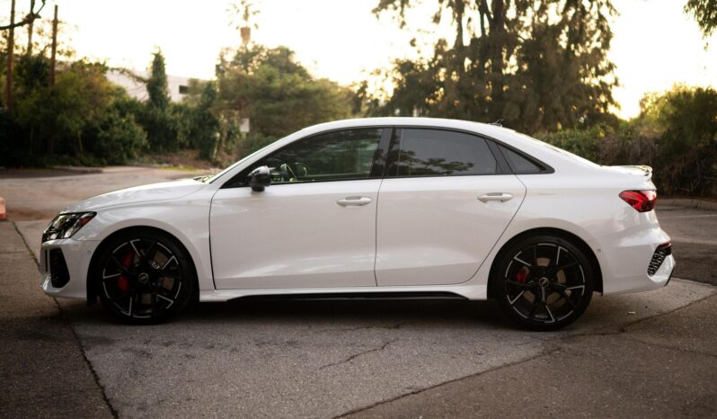 								2023 Audi RS3 AWD full									