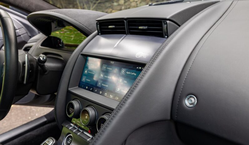 								2022 Jaguar F-Type R Coupe AWD full									