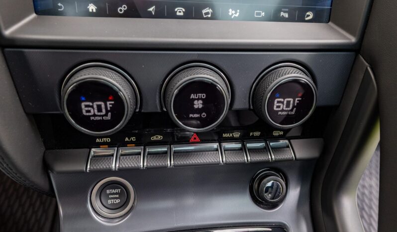 								2022 Jaguar F-Type R Coupe AWD full									