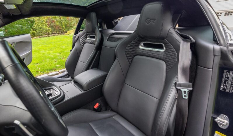 								2022 Jaguar F-Type R Coupe AWD full									