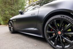 										2022 Jaguar F-Type R Coupe AWD full									
